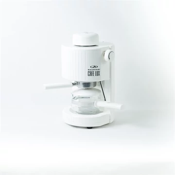 Szarvasi SZV-620 Cafe Lux presszókávéfőző, fehér,  800W, 3,04 bar nyomás, 0,4L víztartály, gőzfúvóka